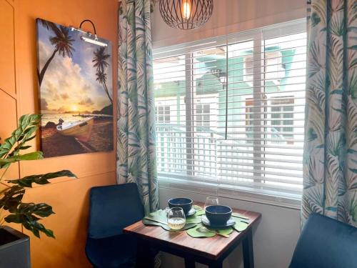 Topaz Classy, Cozy Condo Near Beaches & Airport in Crown Point