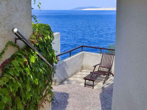 Tuvākā izklaides vieta, Apartment Starigrad - Senj 1 in Starigrad (Ličko-Senjska)