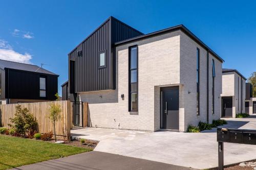 Entrance, Sunny Somerfield Haven in Cashmere