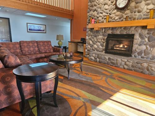 Ramada by Wyndham Platte City KCI Airport - image 7