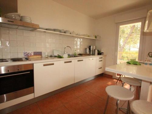 Facilities, Golf Valescure - Saint Raphael near Restaurant Cote Pinede