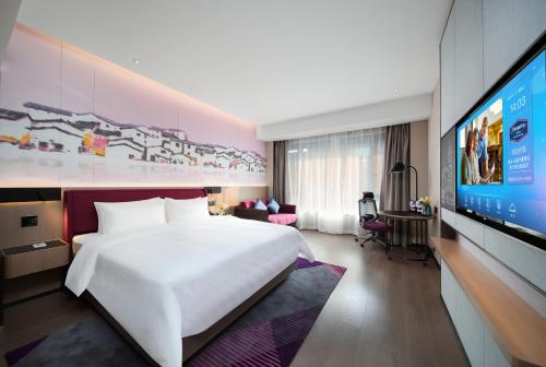 room detail thumbnail 0
