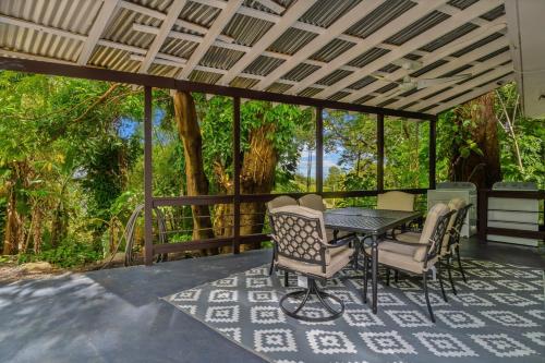 Tropical Paradise with Private Pool & Forest Views in Rio Grande