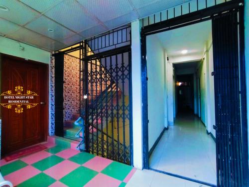 Зовнішній вигляд готелю, Hotel Night Star Residential,Mymensingh in Mymensingh