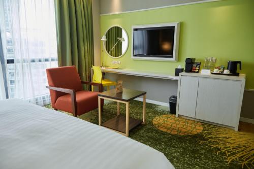 room detail thumbnail 1