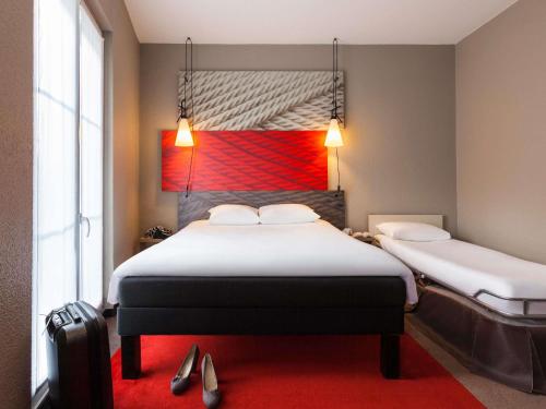 1 double bed, 1 sofa bed