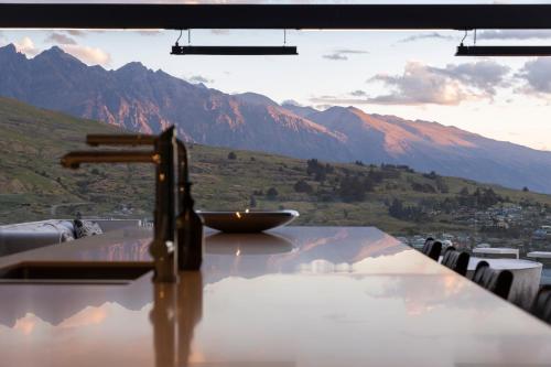 Cascata by Sothebys Luxury Rental Homes - image 13