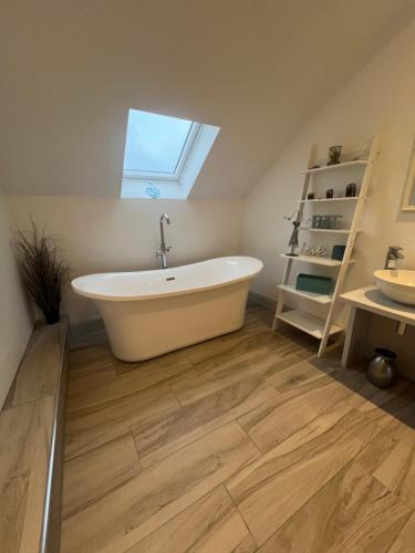 BlueWillowRetreat with Sauna Spiddal in Spiddal