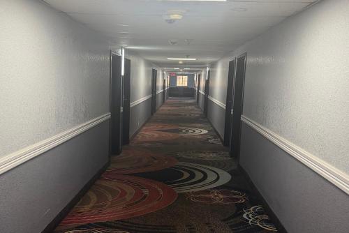 Coratel Inn and Suites by Jasper Stillwater - 출입구
