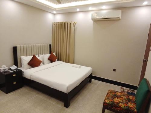 Blue Sky Hotel Clifton 2 - image 5