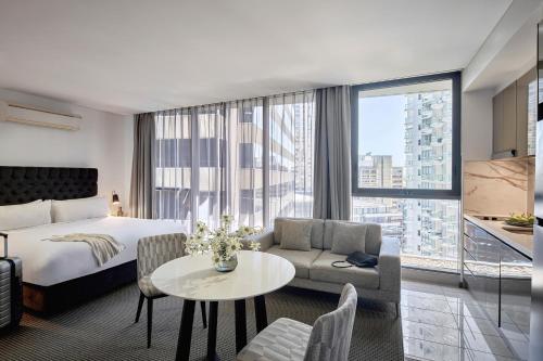 أجنحة ميريتون كامبيل ستريت (Meriton Suites Campbell Street) in تشايناتاون