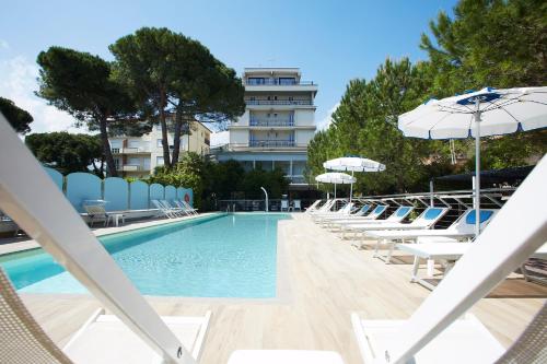Miriam Hotel & Residence 4
