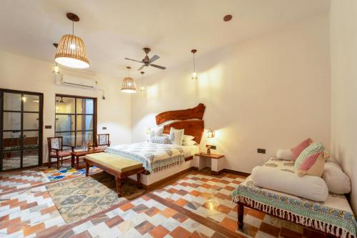 Dunes & You - A Desert Retreat in สุรัชกุนท์