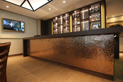 ผับ/เลาจน์, Hotel Nacional Inn Pocos de Caldas - Lazer completo e Gastronomia no Centro in ปอสซอสเดกาลเดส