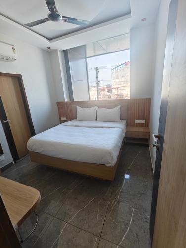 Hotel Elev11 in Zirakpur