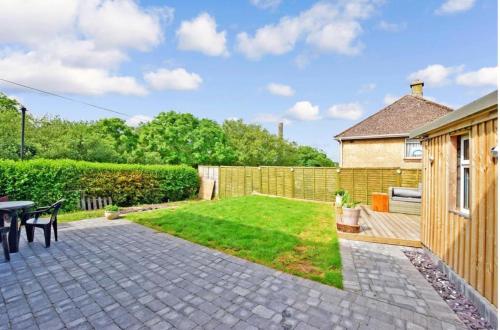 Facilities, Relax in this Charming East Cowes House with Garden and BBQ in Whippingham and Osborne