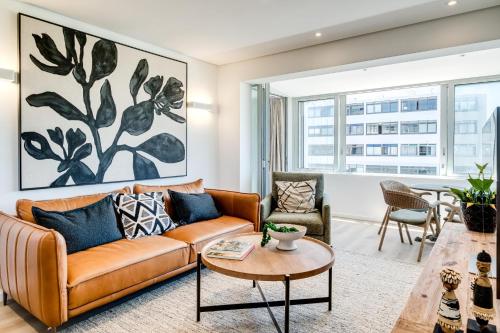 2bed Mouille Point Apartment w Amazing Cape Views - image 6