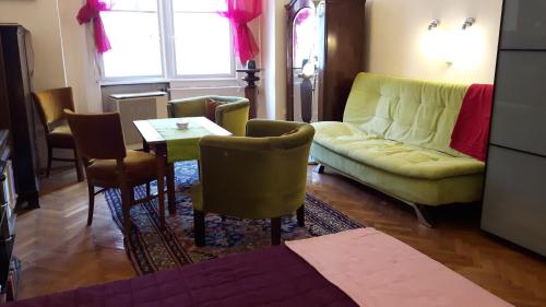 Apartment Alkotas, Ferienwohnung in Budapest