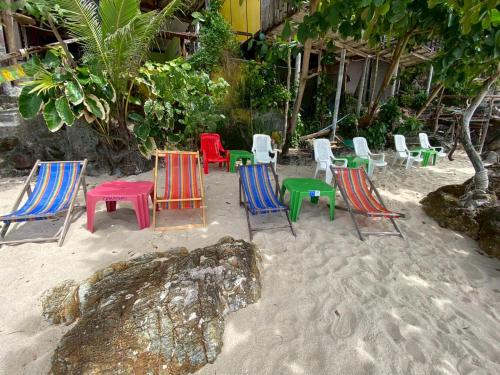 Exterior view of maylamean bungalows kohchang