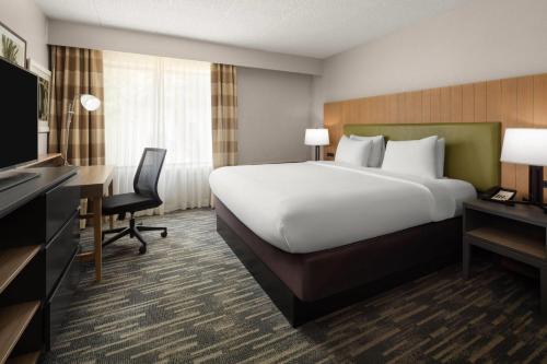 Country Inn & Suites by Radisson Lincoln Airport NE - image 20