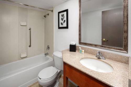 Sleeps 10