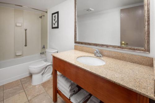 Sleeps 10
