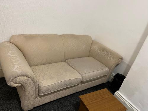 Cooperate home2 in Oldham