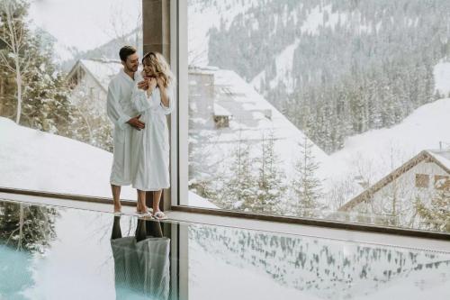 Úszómedence, Hotel Zirbenhof in Hochfugen