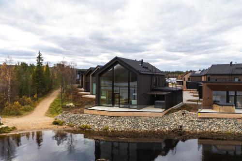 Joiku Luxury Lakeview Chalet in Akaslompolo