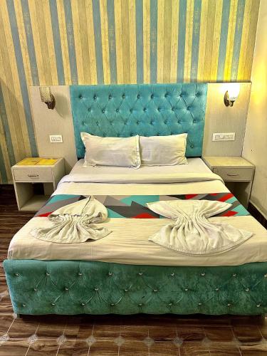 Jacks Calangute Place in Arpora - North Goa