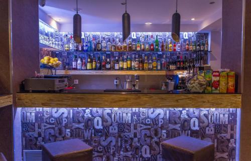 Athens Choice - image 11