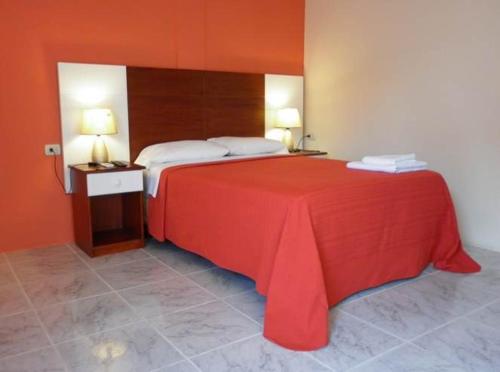Golden Hotel