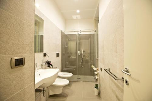 Parthenope Suite - image 5