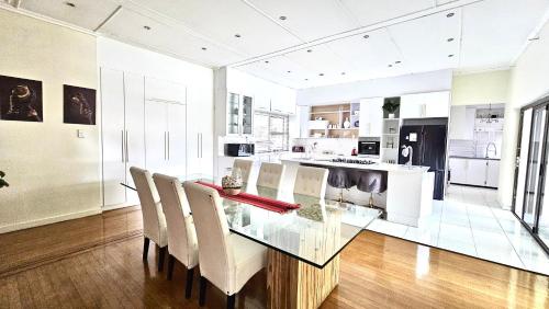 Makanaka Home in Baysvalley