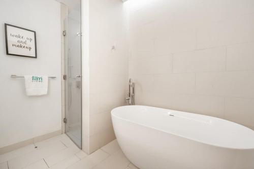 Spacious Two Bedroom with Maids room Near City Mall - image 14