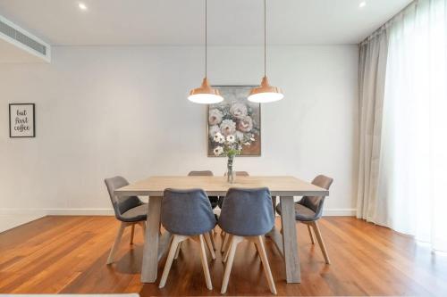 Spacious Two Bedroom with Maids room Near City Mall - image 9
