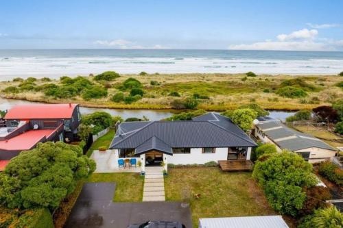 The perfect beach house vibe