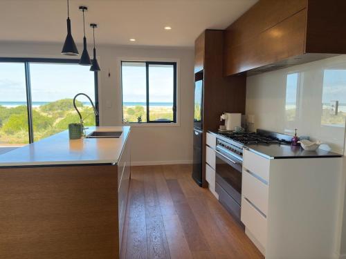 The perfect beach house vibe in Ocean View