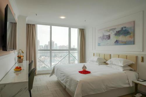 room detail thumbnail 0