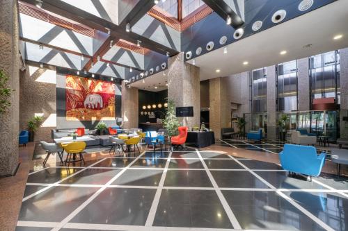 ردهة, فندق سيلكين بويرتا مدريد (Silken Puerta Madrid Hotel) in سان بلاس