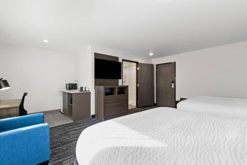 Clarion Pointe Milwaukee Airport - image 5