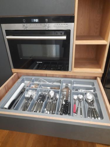 virtuve, Dwupoziomowy Apartament w Centrum Miasta in Jaroslaw