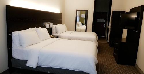 Holiday Inn Express Madera an IHG Hotel - image 8