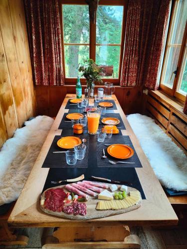Food and beverages, Arche de Noe B&B in Bagnes