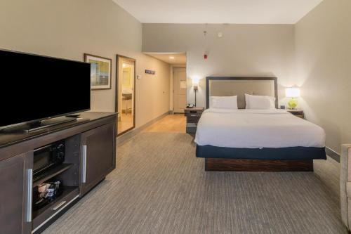Hampton Inn Jasper - image 9