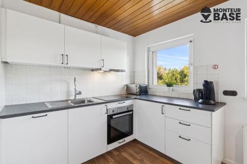 Facilities, MONTEUR - Unterkunft fur bis zu 6 Personen in 63128 Dietzenbach - OF05 in Dietzenbach