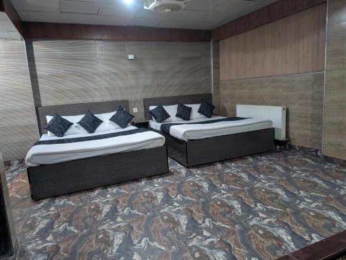 But Tourist Inn Hotel Murree - image 10