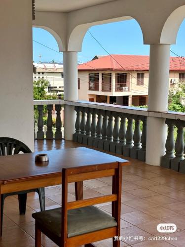 ideal airport rooms in นาดิ