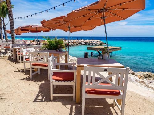 Coral Estate Luxury Apartment - Cape Marie 1406 in Willibrordus