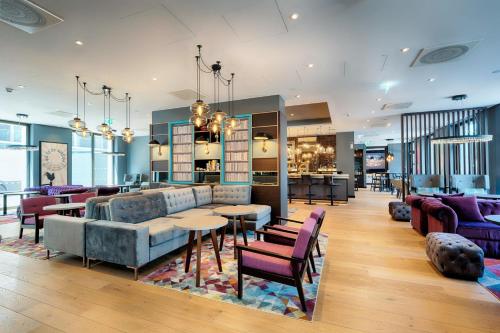 Lobby, Premier Inn Darmstadt City Centre in Darmstadt Suburbs